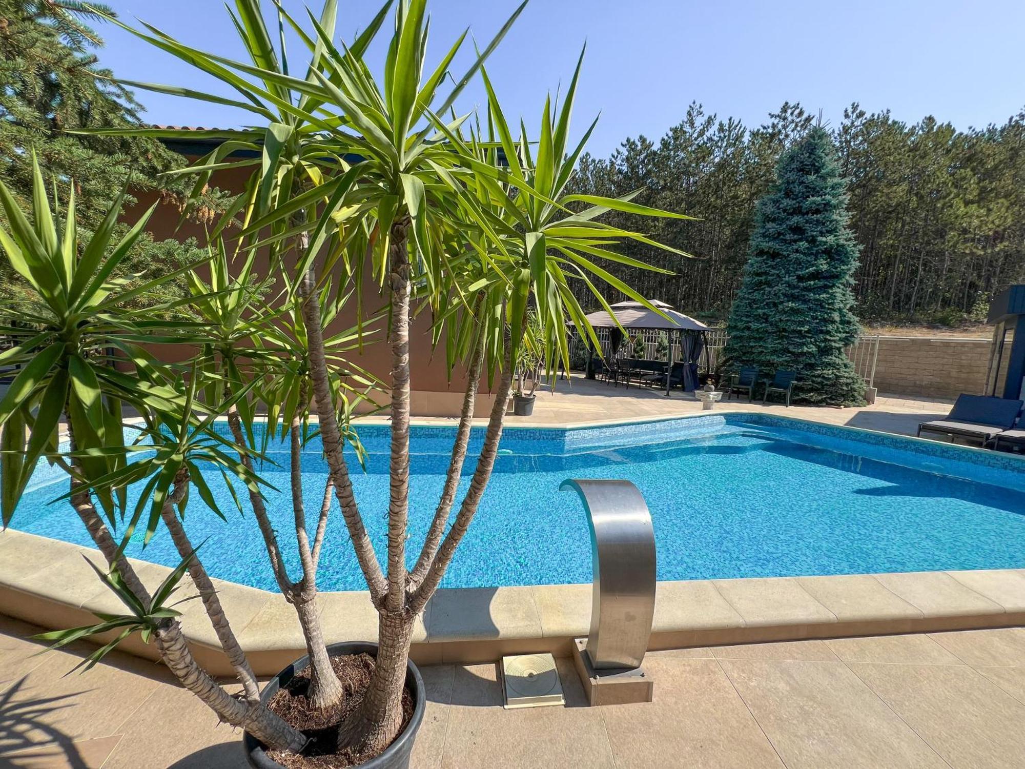 Pino - Villa, Casa, Cucina Е Terrazza Албена Екстериор снимка